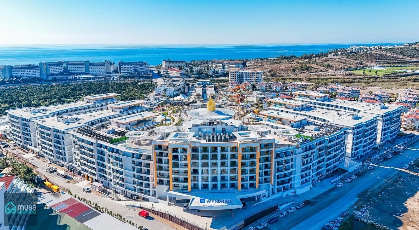 Alanya Türkler Satılık Residence Türkler Azura World&hotel De Satılık 1+1 Geniş Daire