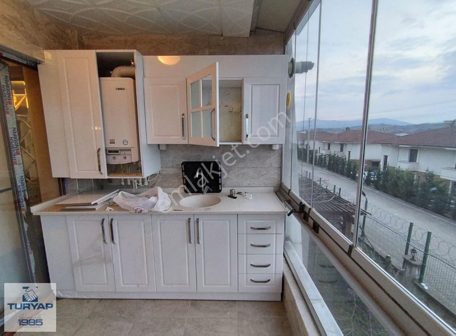 Araştırma Hastanesine Komşu Havuzlu Site İçerisinde Lüx Villa - Görsel 22