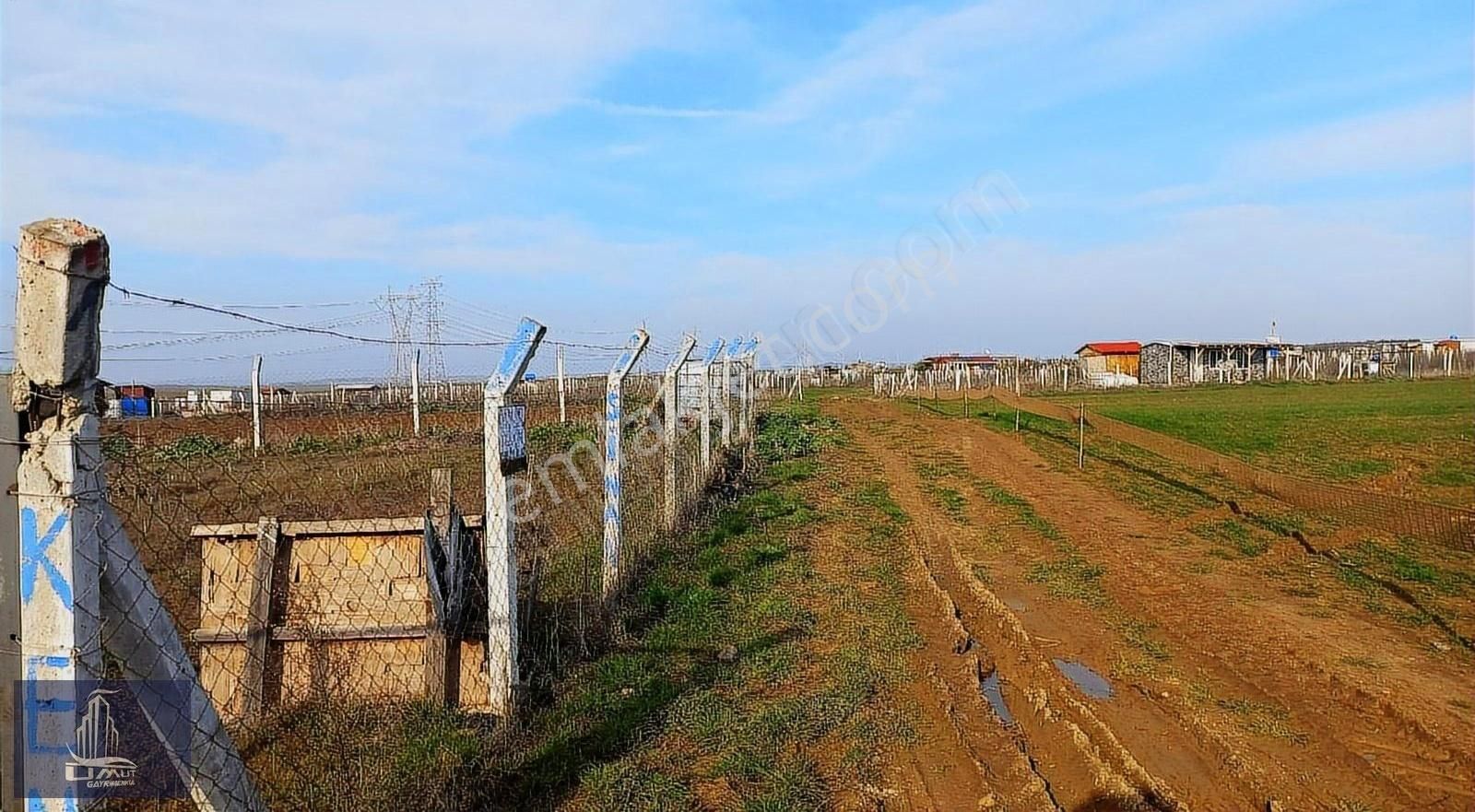 Silivri Gümüşyaka Satılık Tarla Gümüşyakada Satılık 500 M Arsa