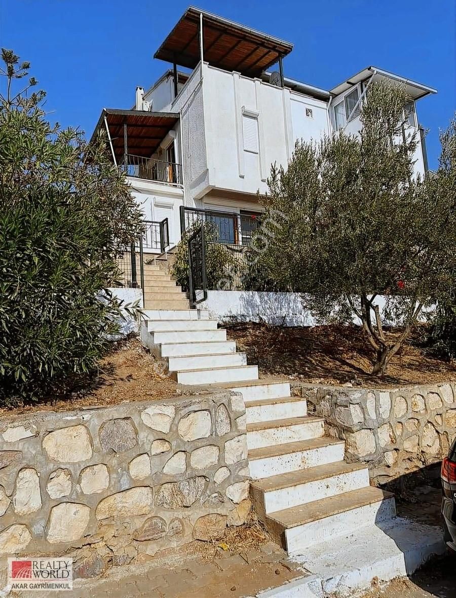 Didim Akbük Satılık Villa Rw Akar'dan Didim Akbük'te Deniz Manzaralı Triplex Villa