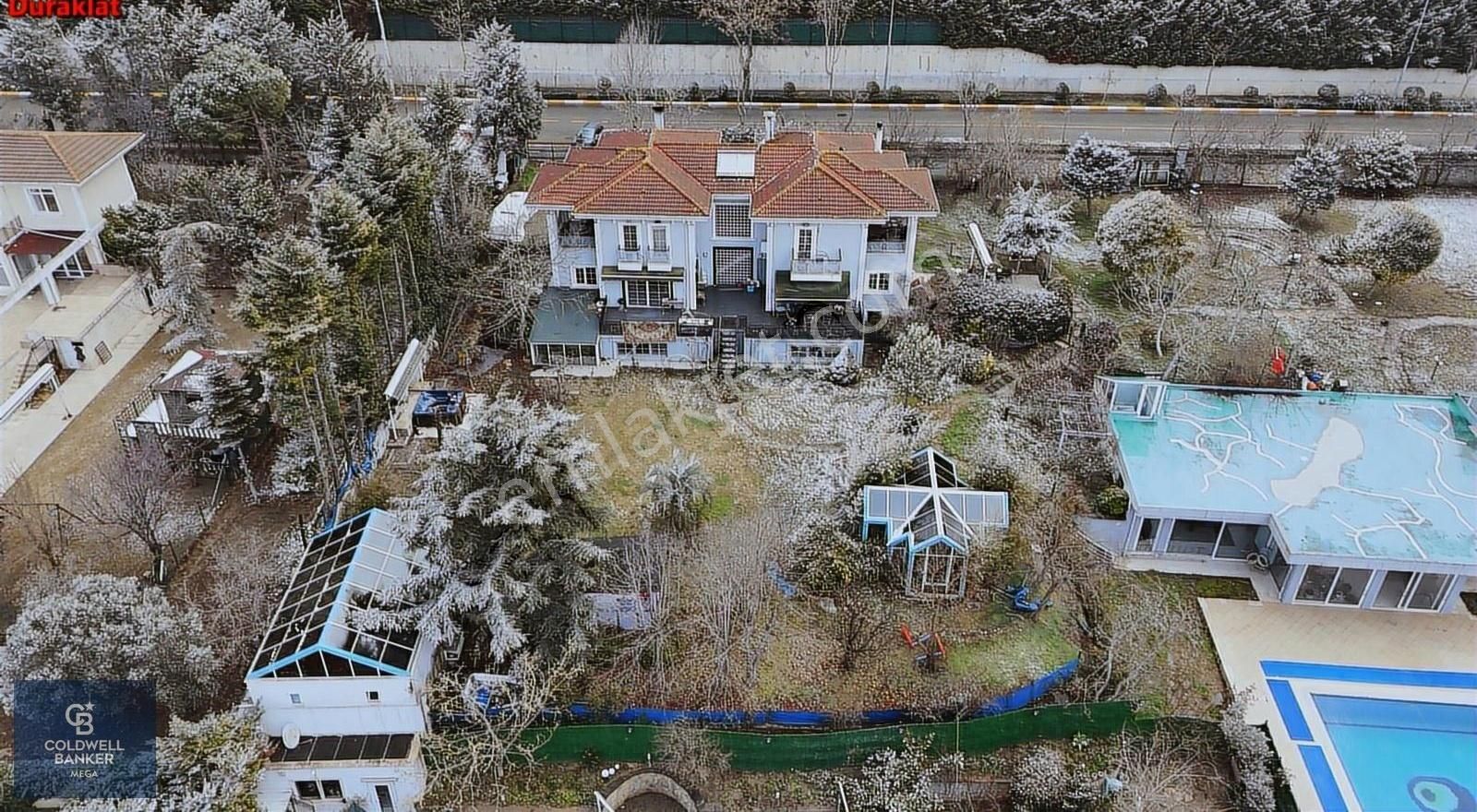 Büyükçekmece Türkoba Satılık Villa Tepekentte 600 M² Lüks Müstakil Villa, Eşsiz Fırsat!