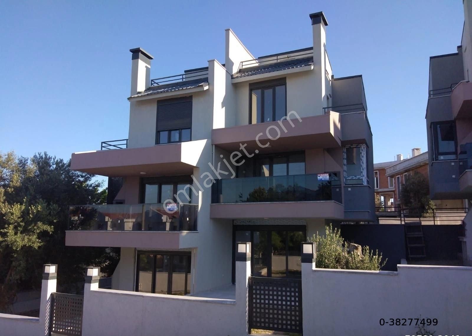 Gömeç Karaağaç Satılık Villa Gömeç Karaağaç Sahilinde Modern Mimari Satılık Villalar