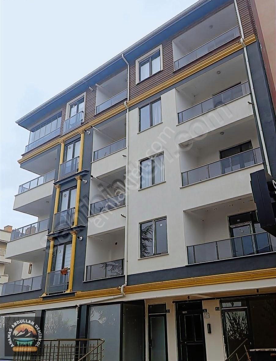 Beyşehir Yeni Satılık Daire Yeni Mah'de Orman Şefliği Yanında Göl Manzaralı Sıfır 2+1 Daire