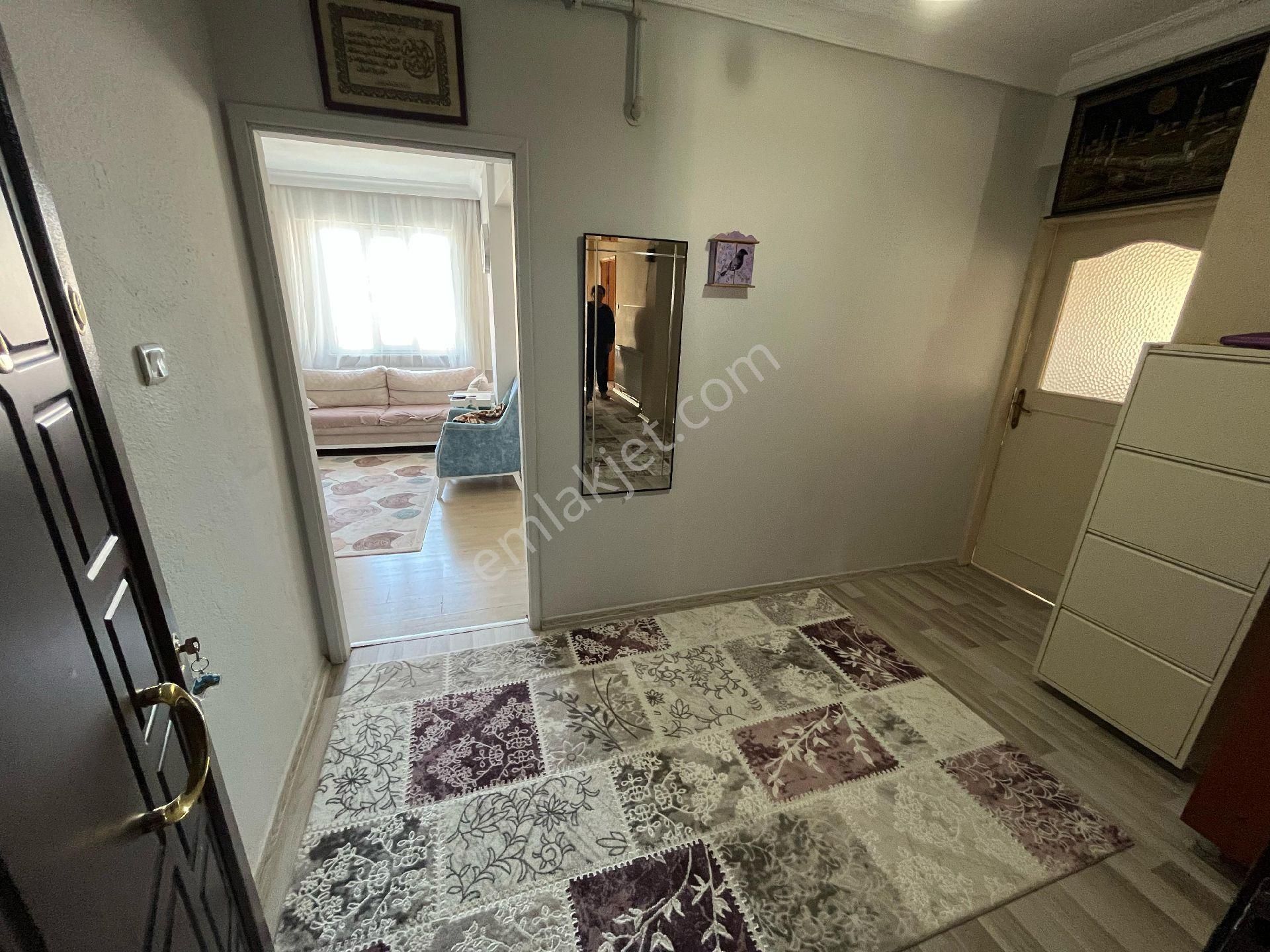 Burhaniye Memiş Satılık Daire Eylül Emlak'tan Memiş Mah. Satılık 180 M² Üç Cepheli 4+1 Daire