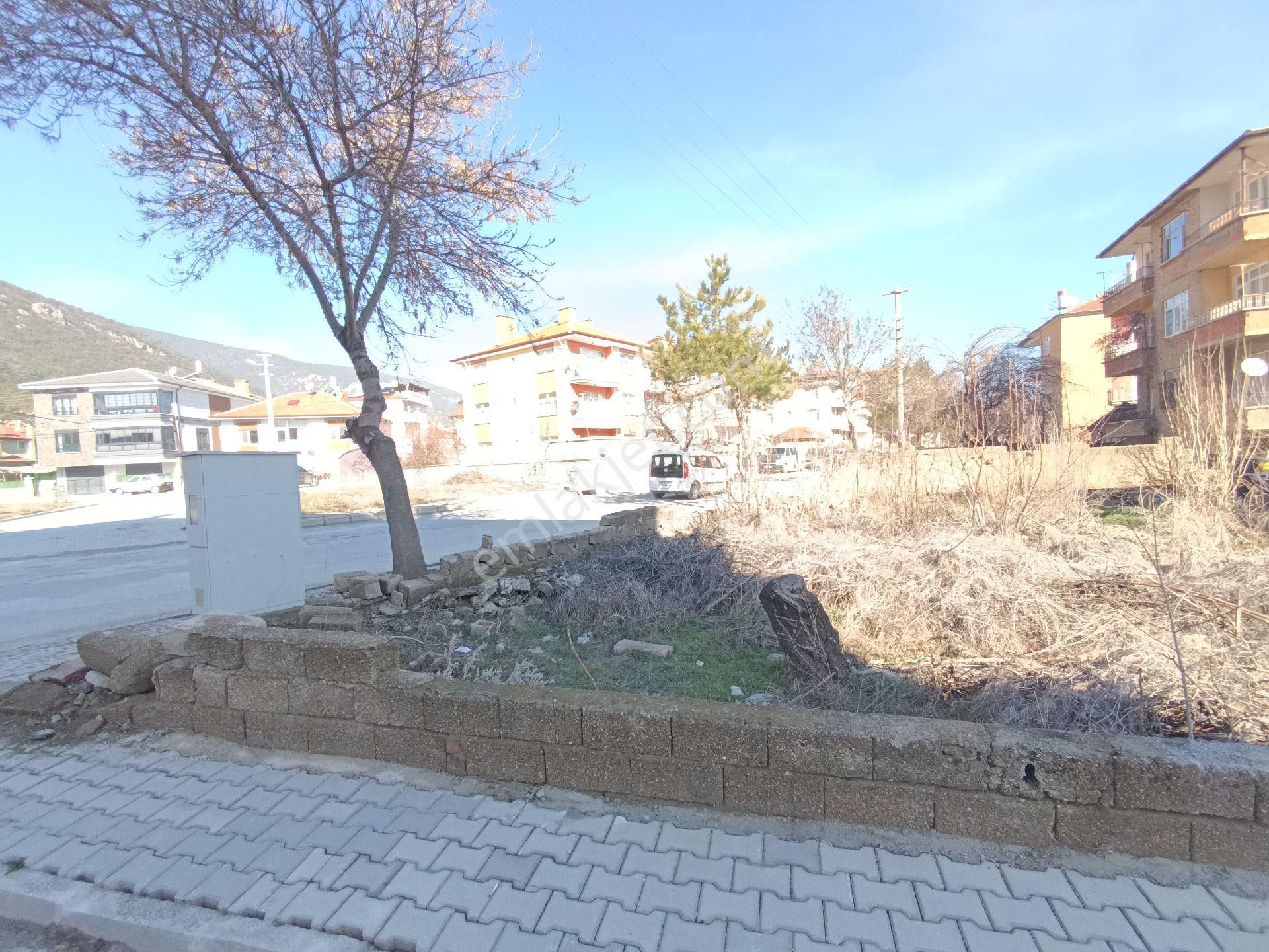 Birimden Gazi Mahallesi'nde Dört Yol Kavşak Ta Ticari Ve Konut Arsa - Görsel 5