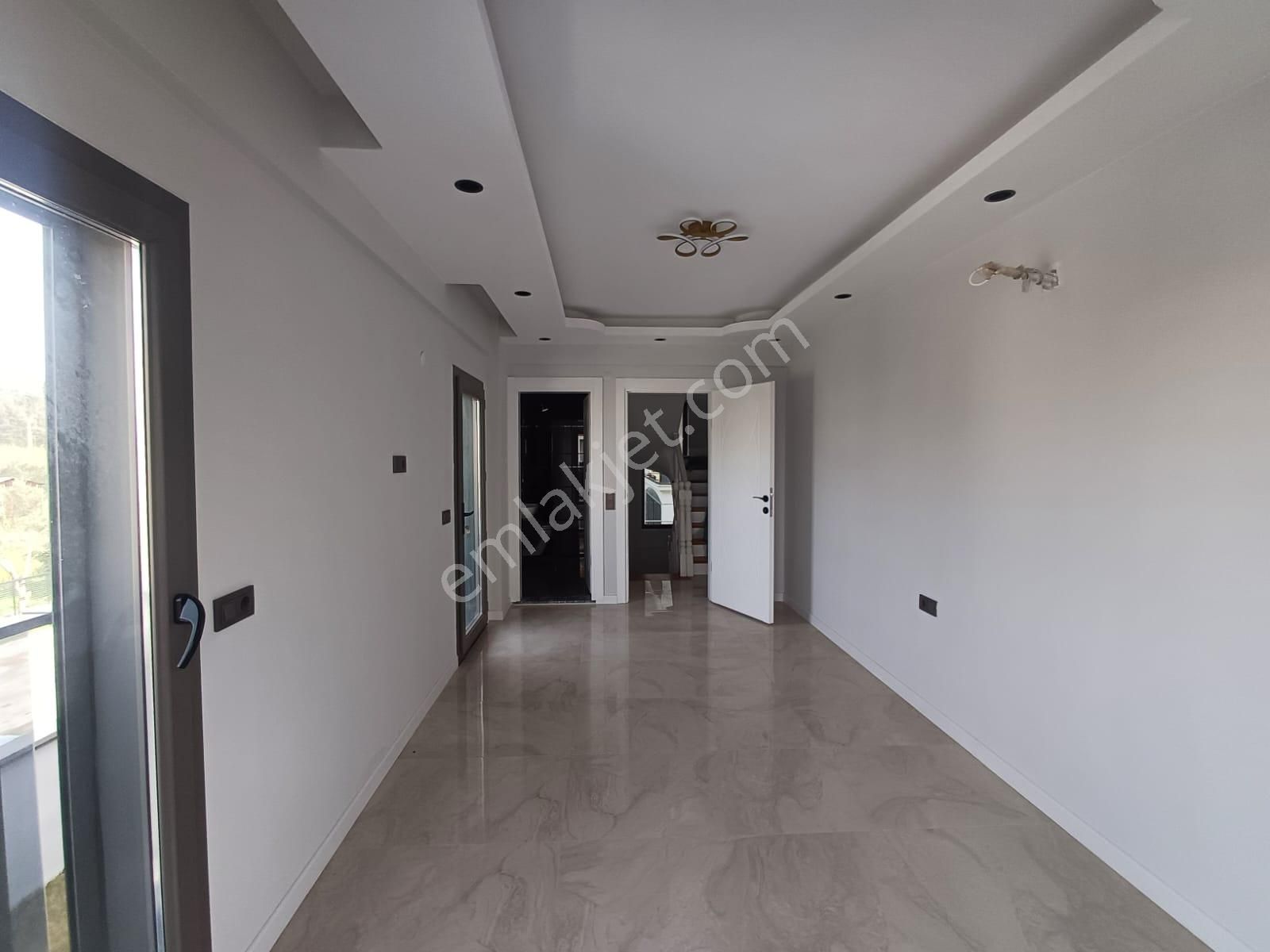 Stop’tan Akarca’da Denize Yürüme Mesafesinde Lüks 4+1 Müstakil Villa - Görsel 11