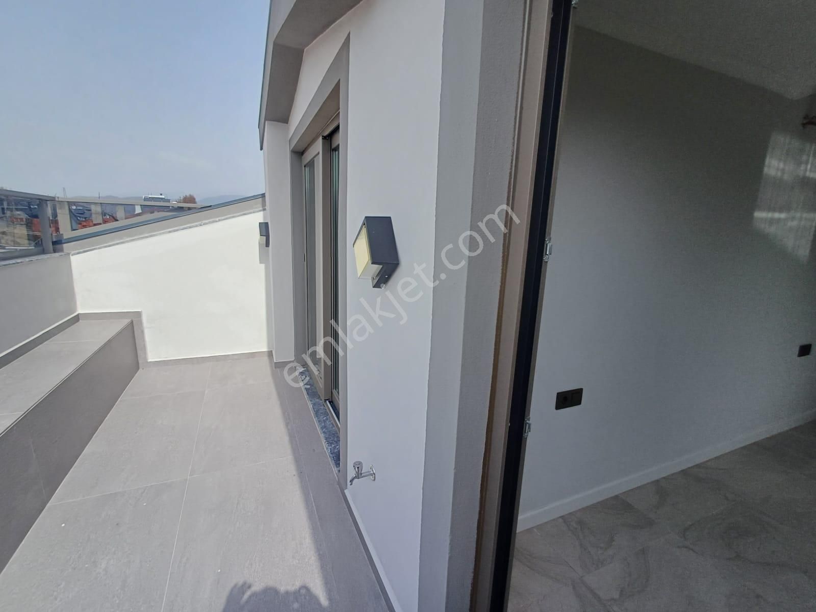 Stop’tan Akarca’da Denize Yürüme Mesafesinde Lüks 4+1 Müstakil Villa - Görsel 19