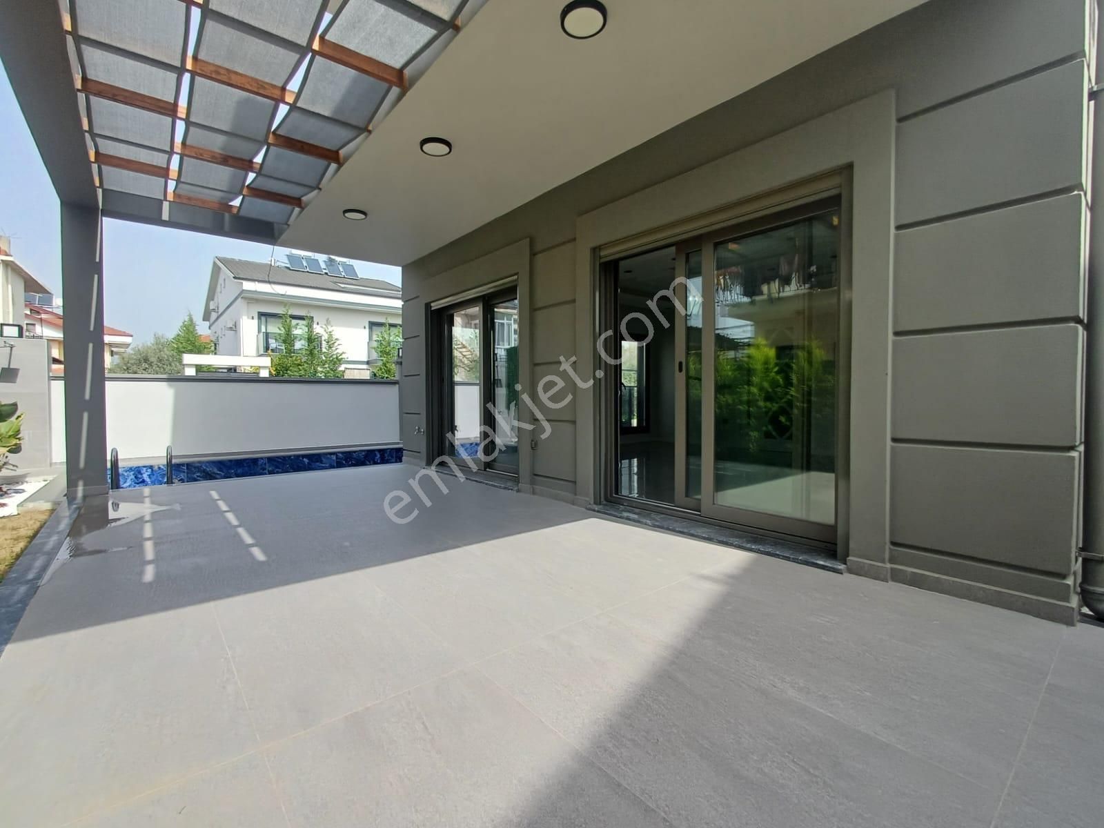 Stop’tan Akarca’da Denize Yürüme Mesafesinde Lüks 4+1 Müstakil Villa - Görsel 10