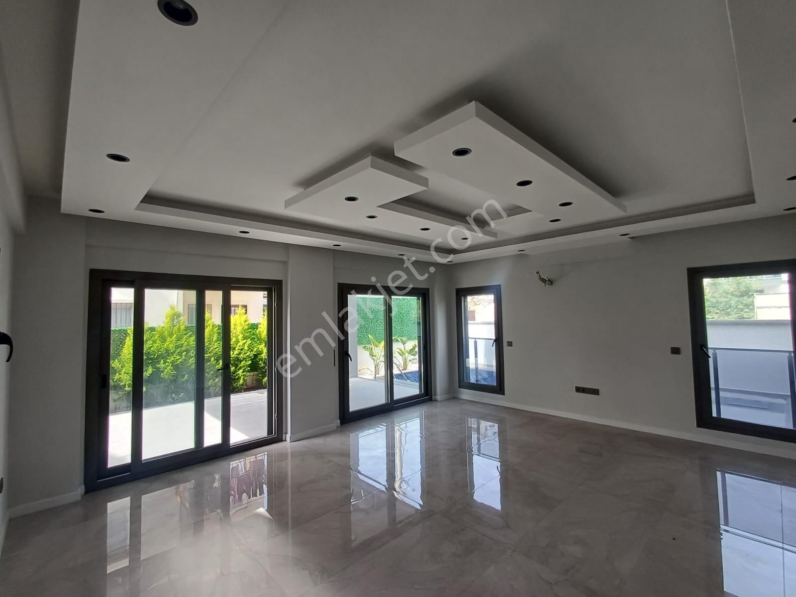 Stop’tan Akarca’da Denize Yürüme Mesafesinde Lüks 4+1 Müstakil Villa - Görsel 2