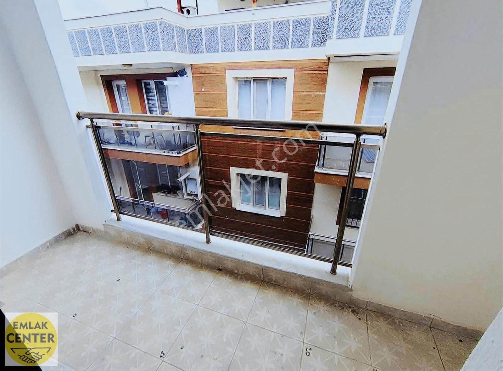 Emlak Center'dan Muradiye Mah Satılık 3+1 Sıfır Daire