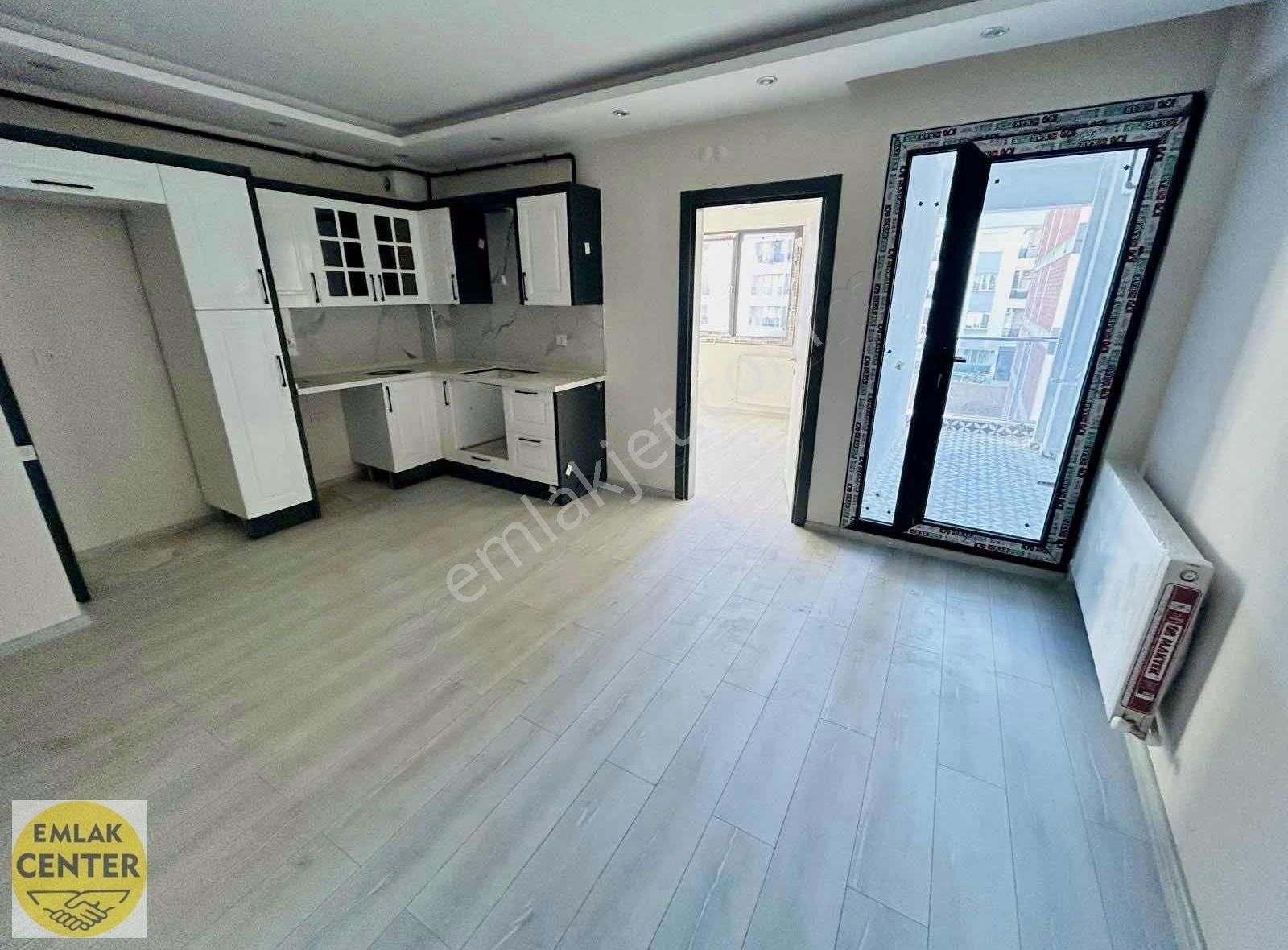 Emlak Center'dan Muradiye Mah Satılık 1+1 Sıfır Daire