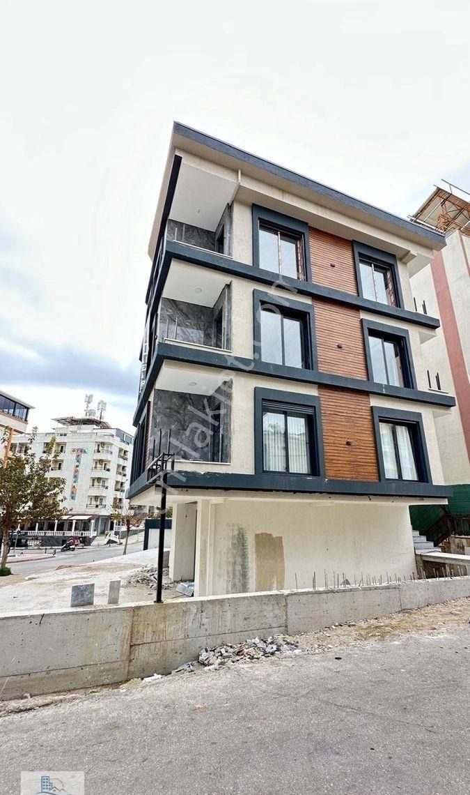 Didim Çamlık Satılık Daire Didim Altınkumda Denize Yürüme Mesafesinde Asansörlü 1+1 Daire