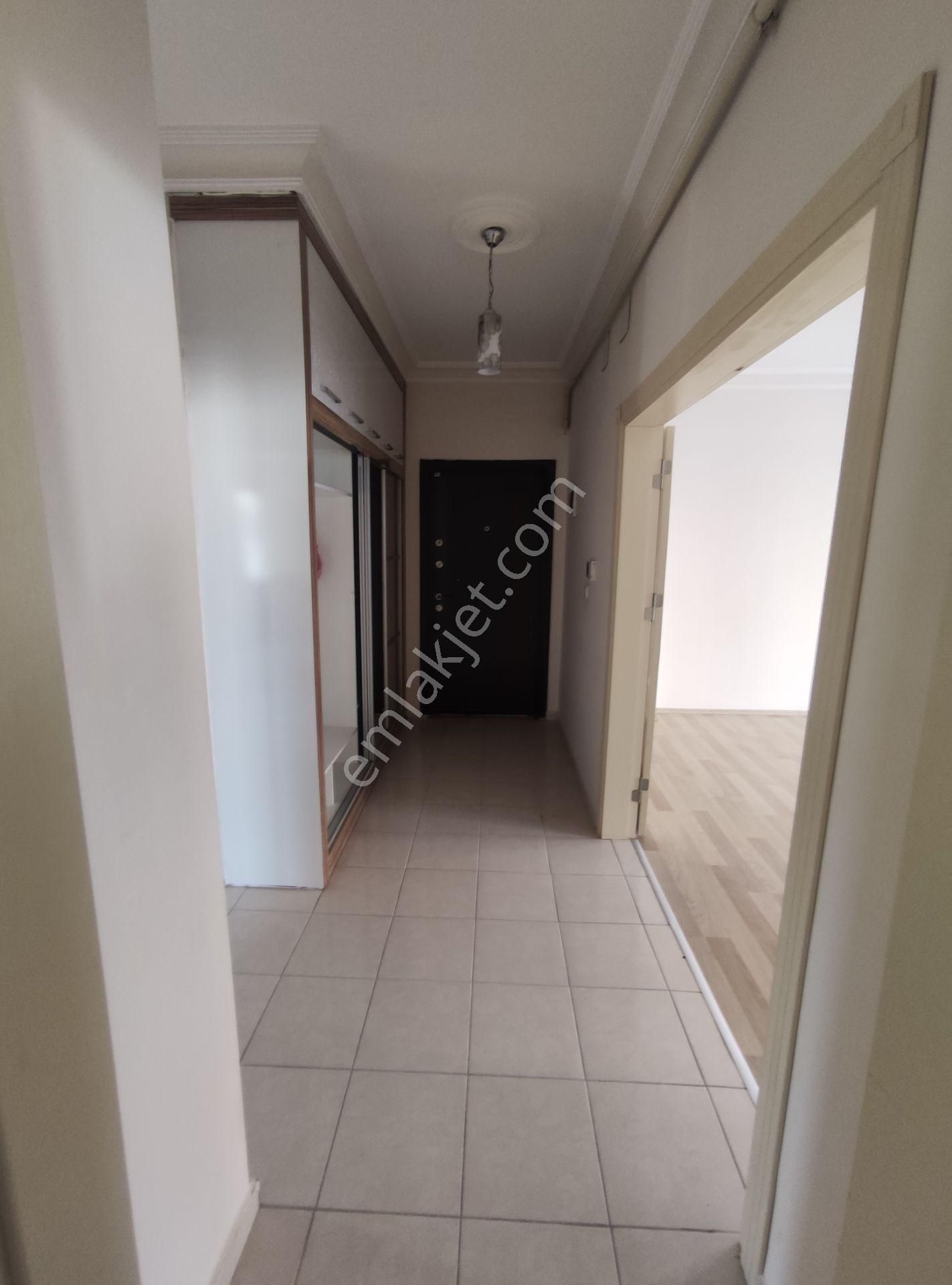 Özpınar,dan Sofuhane Kiralık Daire 3+1 Kombili 3.kat 150 M Çift Balkonlu - Görsel 22