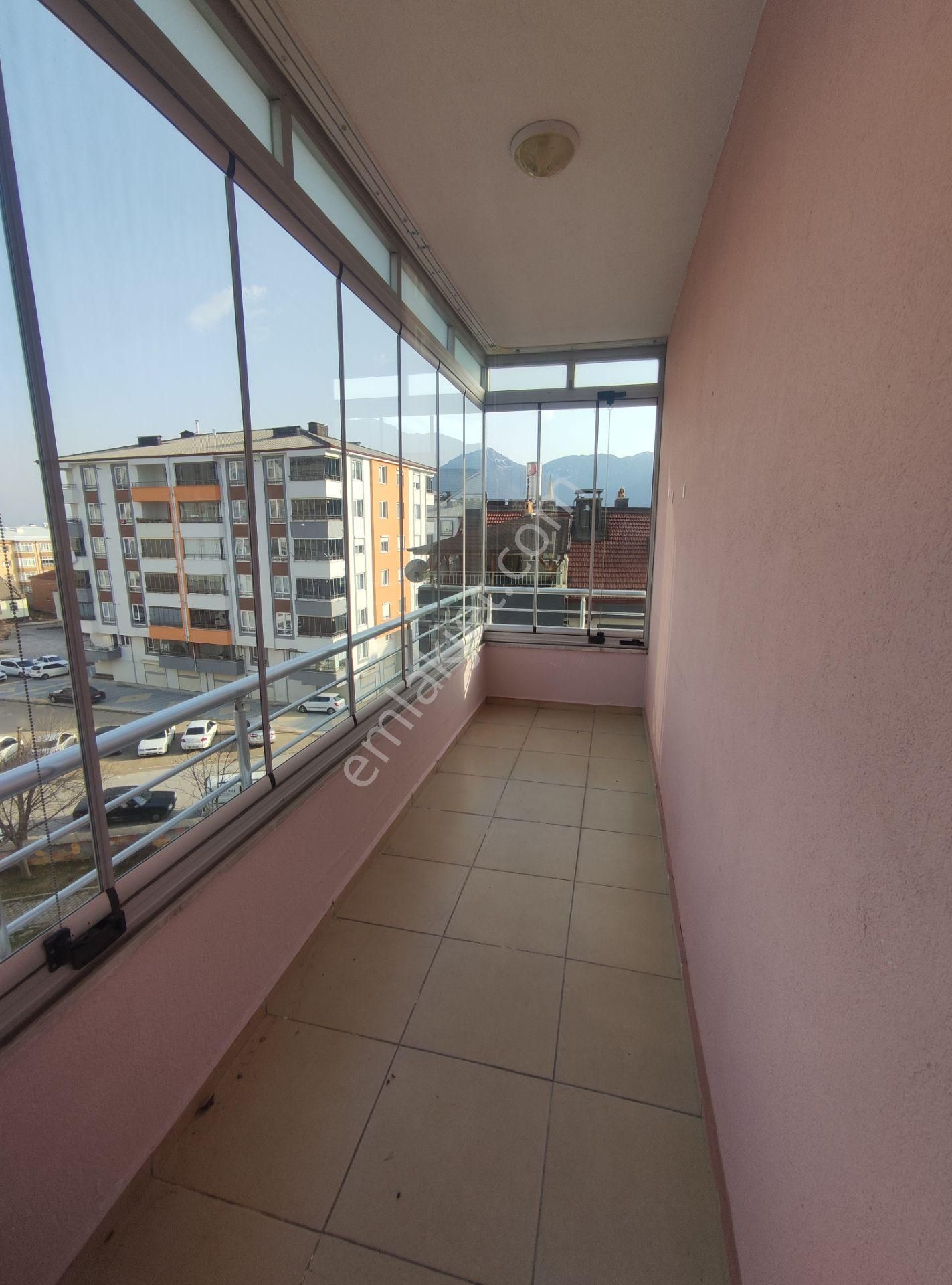 Özpınar,dan Sofuhane Kiralık Daire 3+1 Kombili 3.kat 150 M Çift Balkonlu - Görsel 9