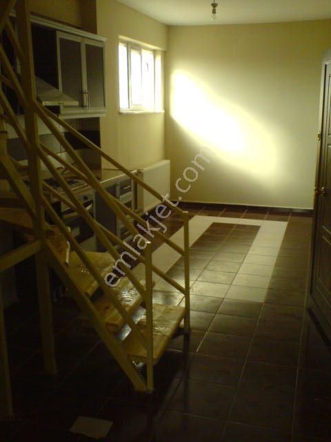 Eczacılık Fakültesi Yakını Kombili Ankastreli 2+1 Dubleks Daire - Görsel 5