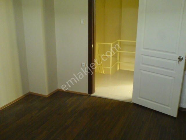 Eczacılık Fakültesi Yakını Kombili Ankastreli 2+1 Dubleks Daire - Görsel 13