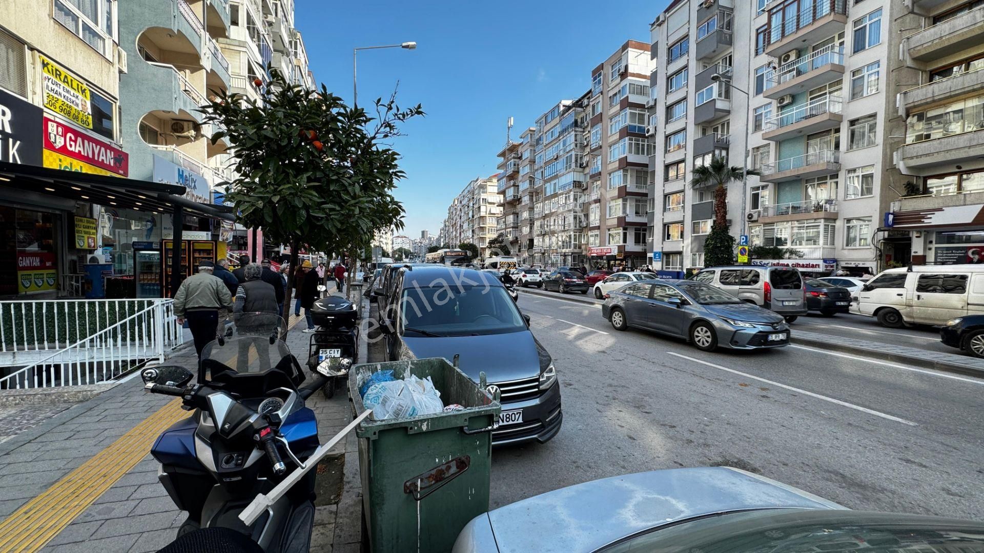 Konak Mehmet Ali Akman Satılık Daire Ad Team'den İnönü Caddesi Üzerinde Daire