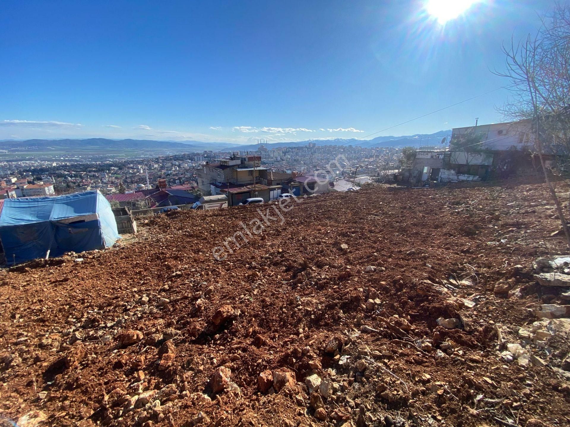 Onikişubat Çamlık Satılık Arazi Şairler Tepesi (teras Cafe) Altında Satılık Villalık Arsa