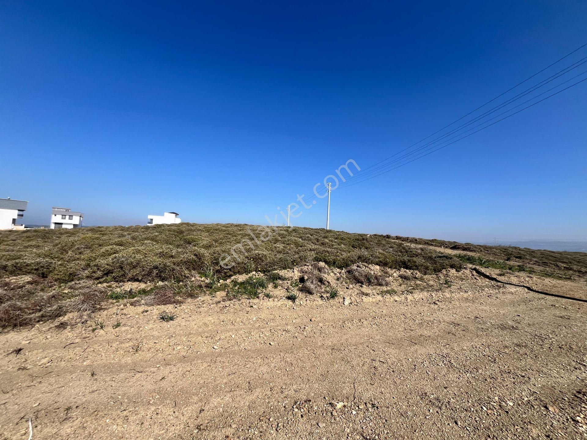 Seferihisar Düzce Mahallesi'nde Yatırıma Uygun Satılık Villa İmarlı Arsa - Görsel 8