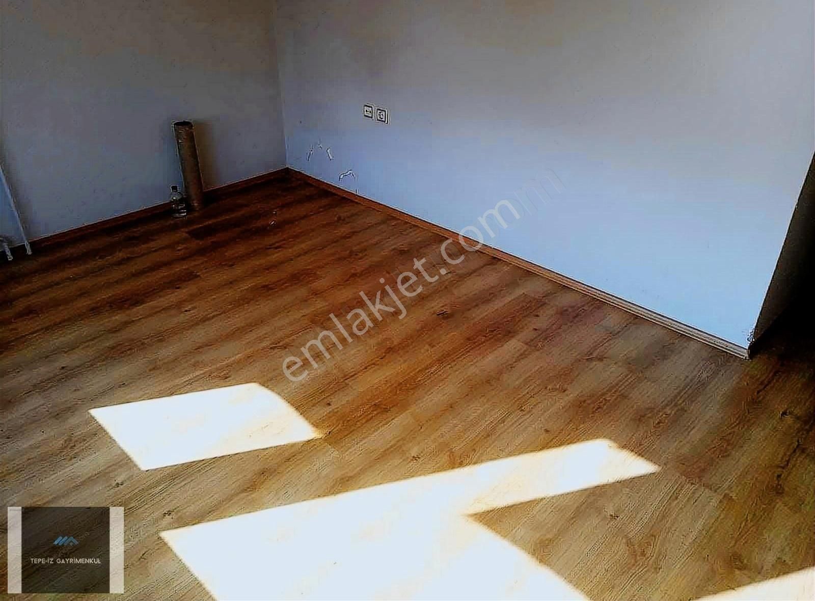 Alsancak Şair Eşref Blv.150 M2 Köşe Otoparklı Doğalgazlı Satılık - Görsel 6