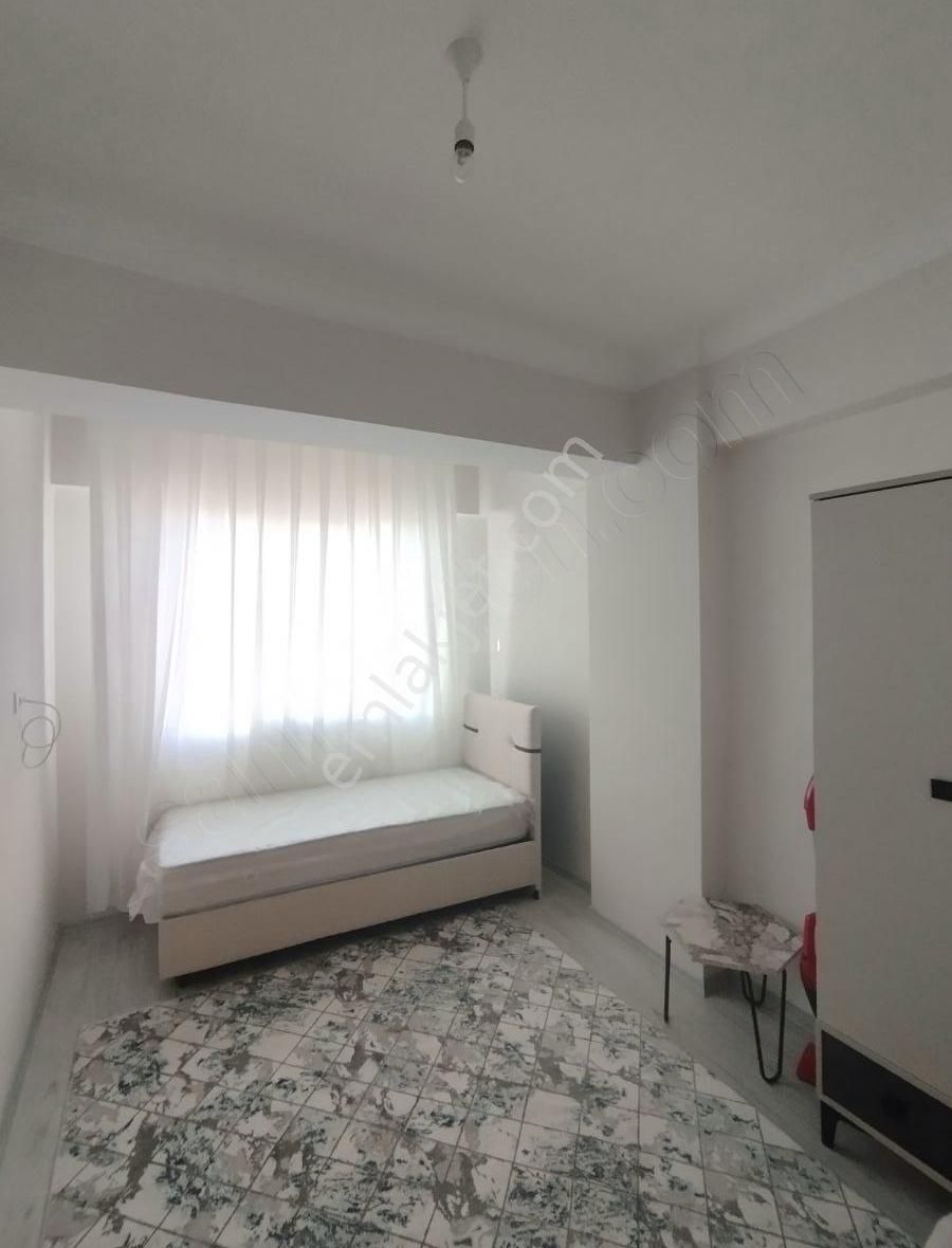 Alaşehir Fatih Kiralık Daire Sevgiyoluna Yakın Tren Garı Yanı Sıfır Eşyalı 1+1 Kiralık Daire