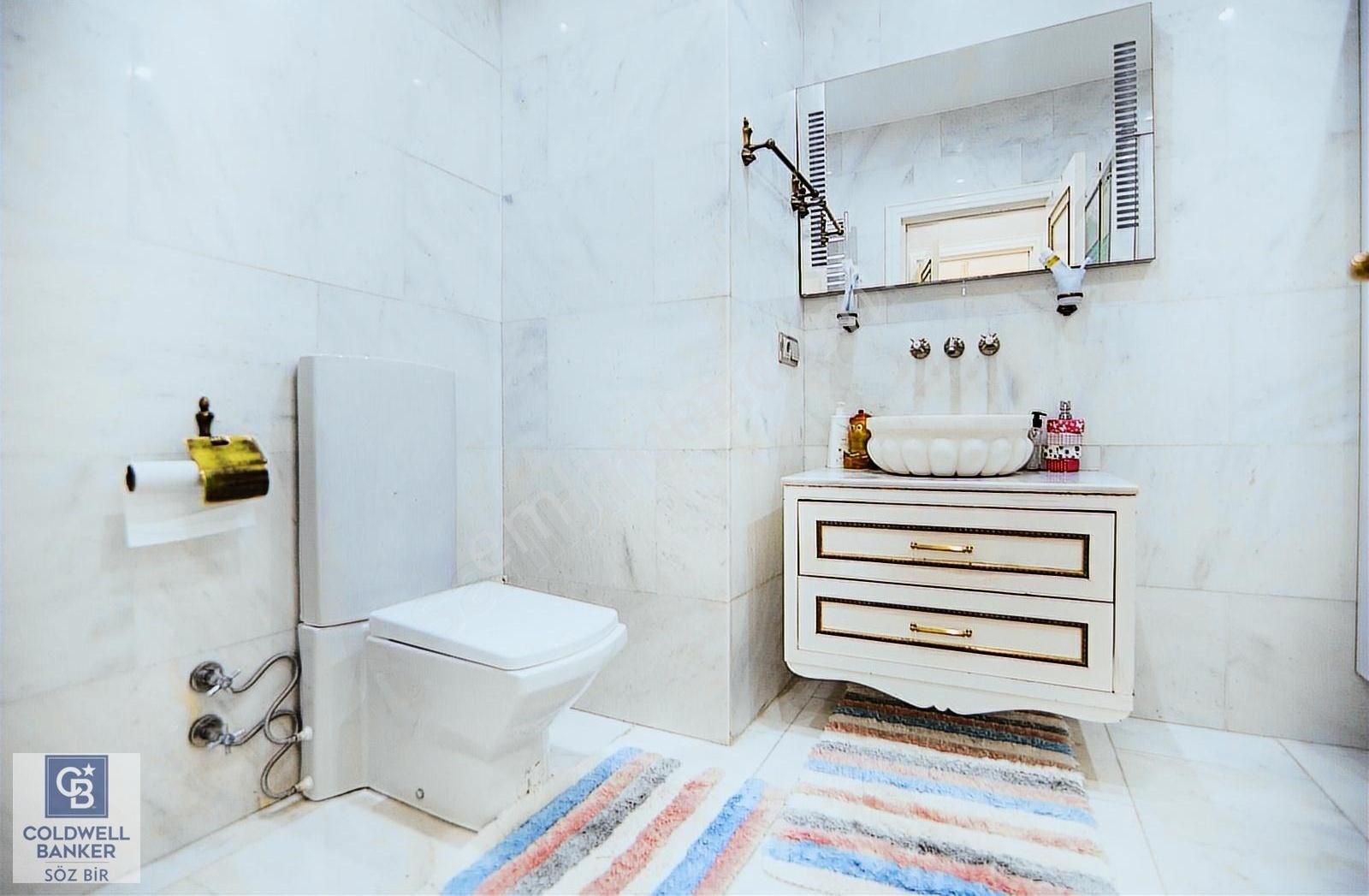 Beykoz Anadolu Hisarı Ayrı Girişli 4 Katlı Tarihi Konak - Görsel 24