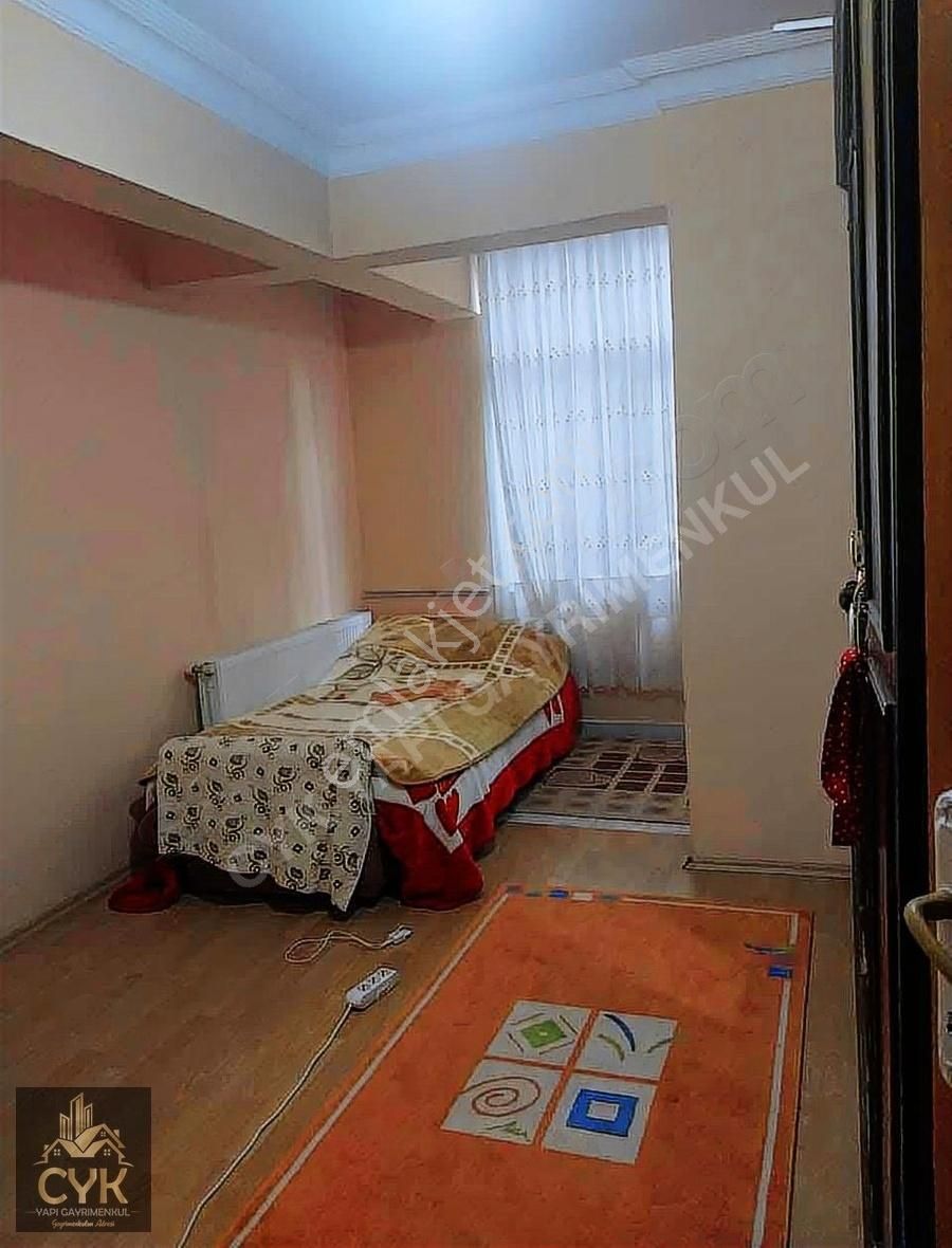 Pendik Güzelyalı Satılık Daire Cyk Gayrimenkulden Pendik Güzel Yalıda E5 Yakın Takaslı 2+1