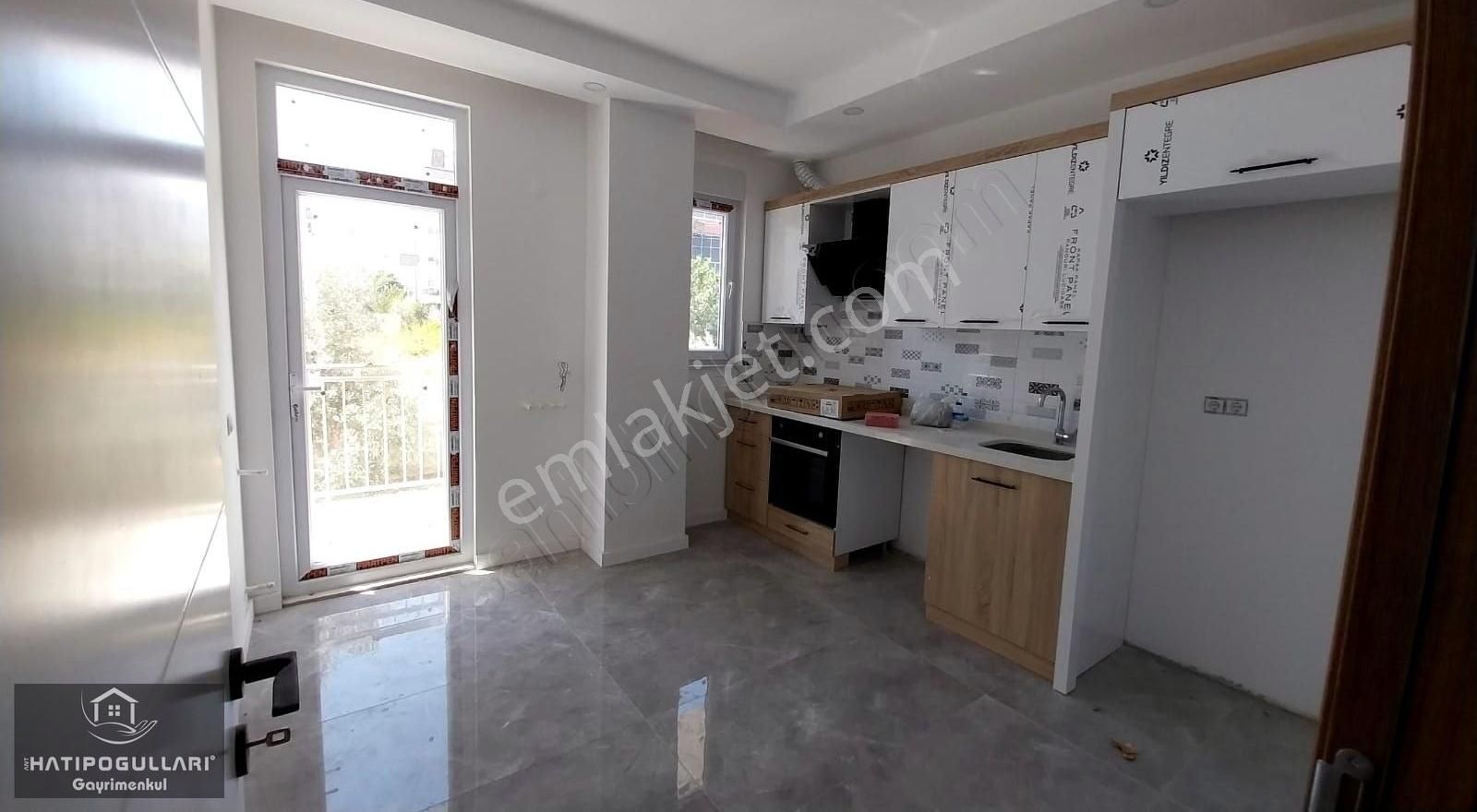 Döşemealtı Yeniköy Kiralık Daire Antalya Döşemealtı Yeniköy De Site İçerisi 2+1 Kiralık Daire