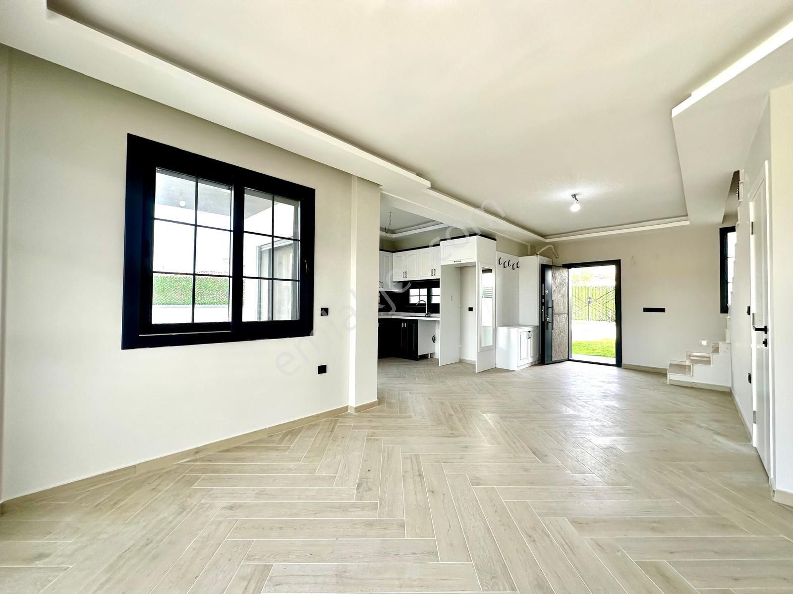 Alya Gayrimenkul Şifnede 3+1 Havuzlu Villa - Görsel 18