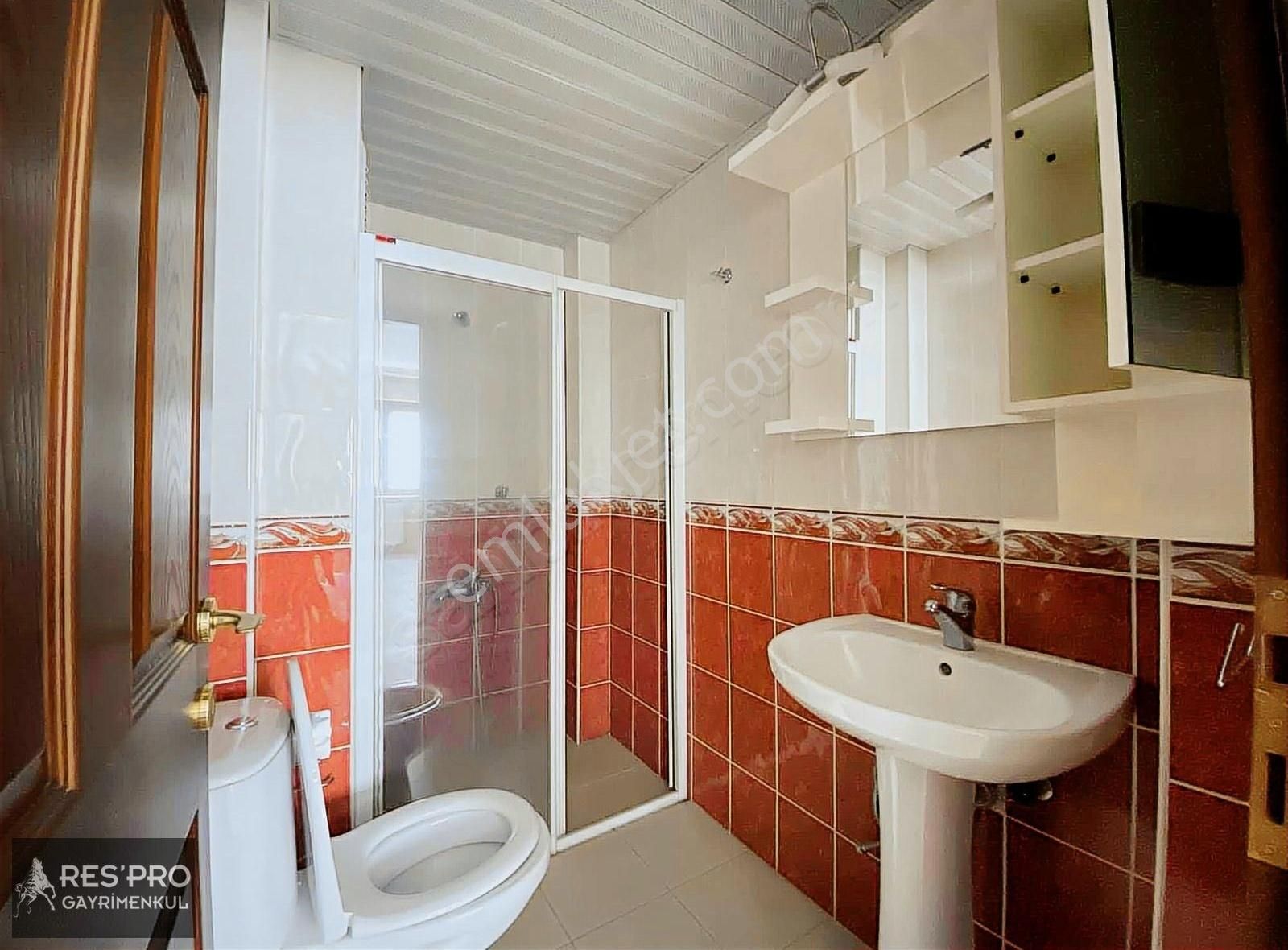 Respro Dan Satılık 4+1 Süper Konum Daire - Görsel 2