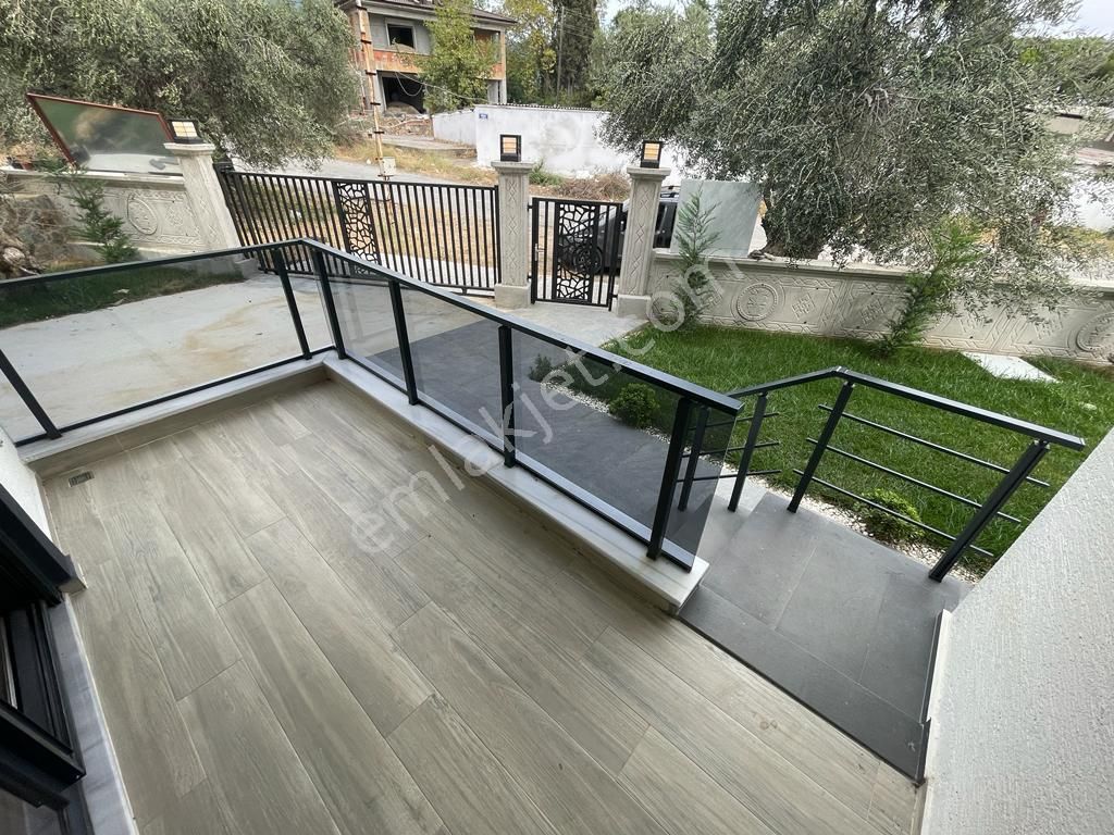 Poyraz Gayrimenkul'den Güre'de Satılık Sıfır Tek Müstakil Villa - Görsel 9