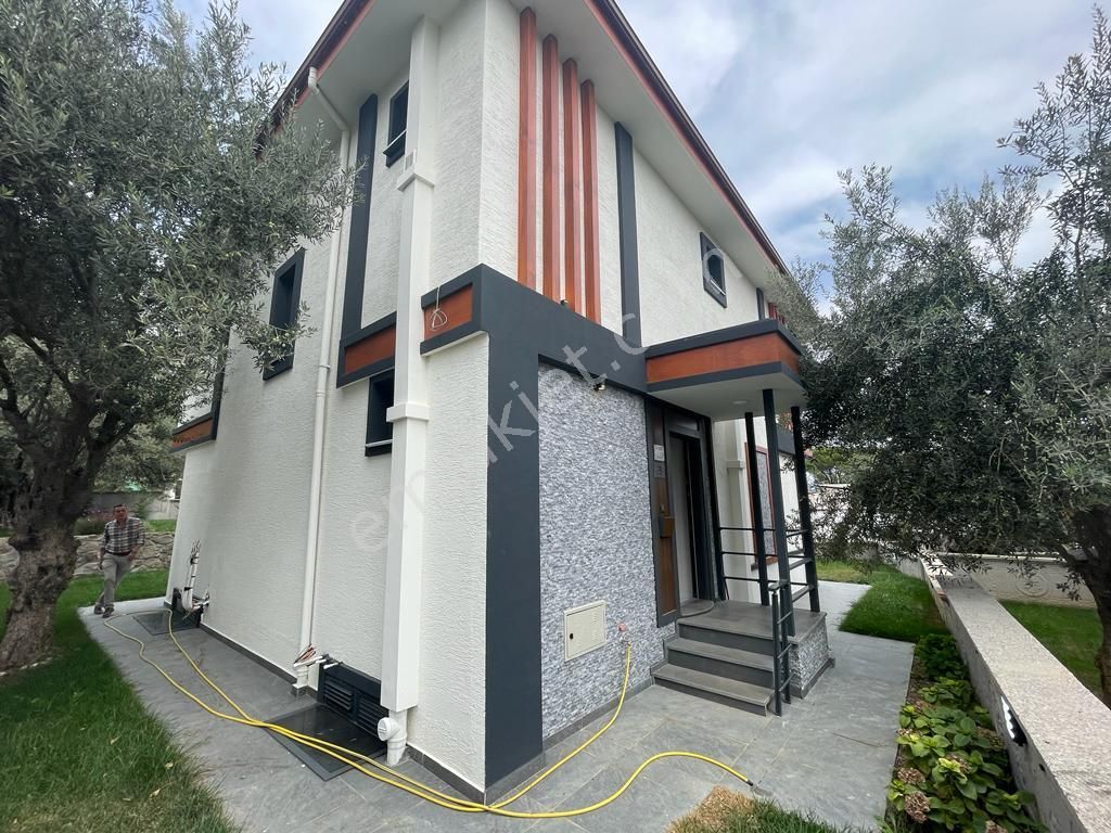 Poyraz Gayrimenkul'den Güre'de Satılık Sıfır Tek Müstakil Villa - Görsel 40