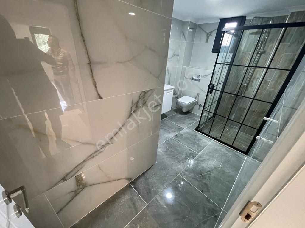 Poyraz Gayrimenkul'den Güre'de Satılık Sıfır Tek Müstakil Villa - Görsel 28
