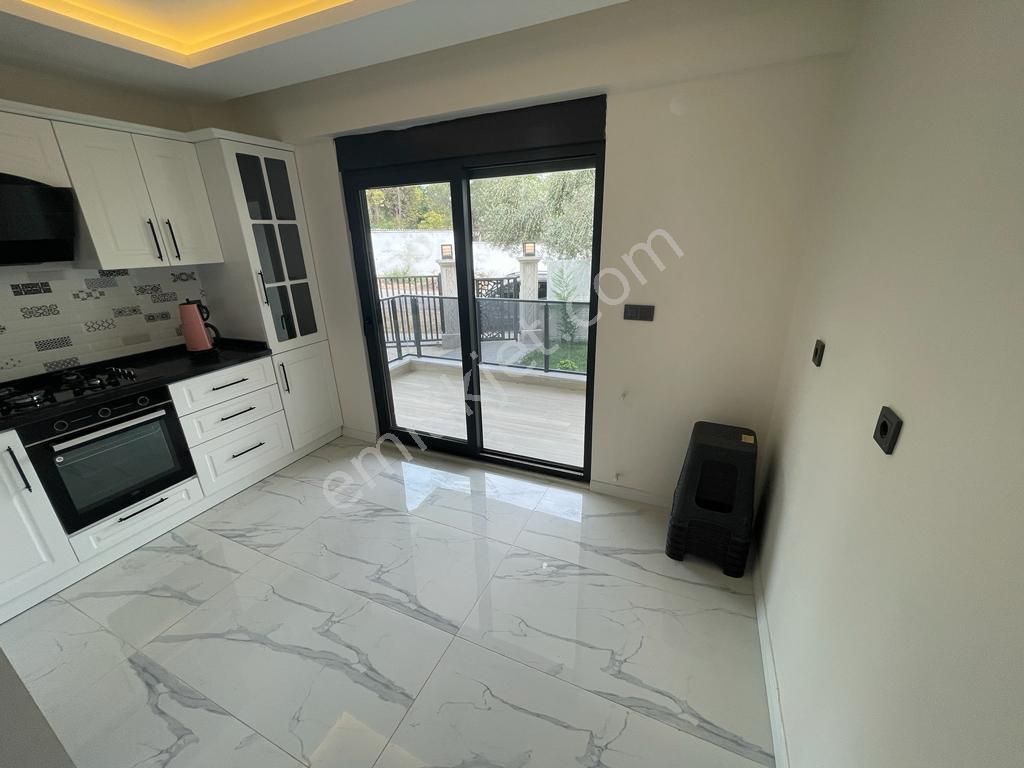 Poyraz Gayrimenkul'den Güre'de Satılık Sıfır Tek Müstakil Villa - Görsel 6