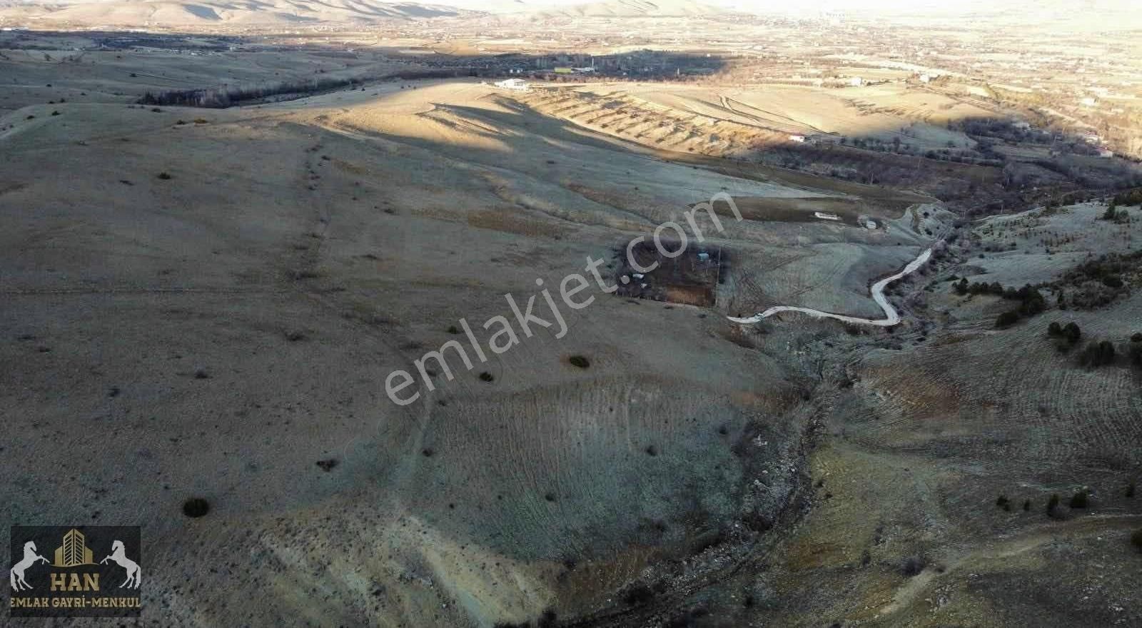 Elazığ Merkez Işıkyolu Köyü Satılık Tarla Han Emlaktan Işıkyolu Köyünde Satılık Tarla