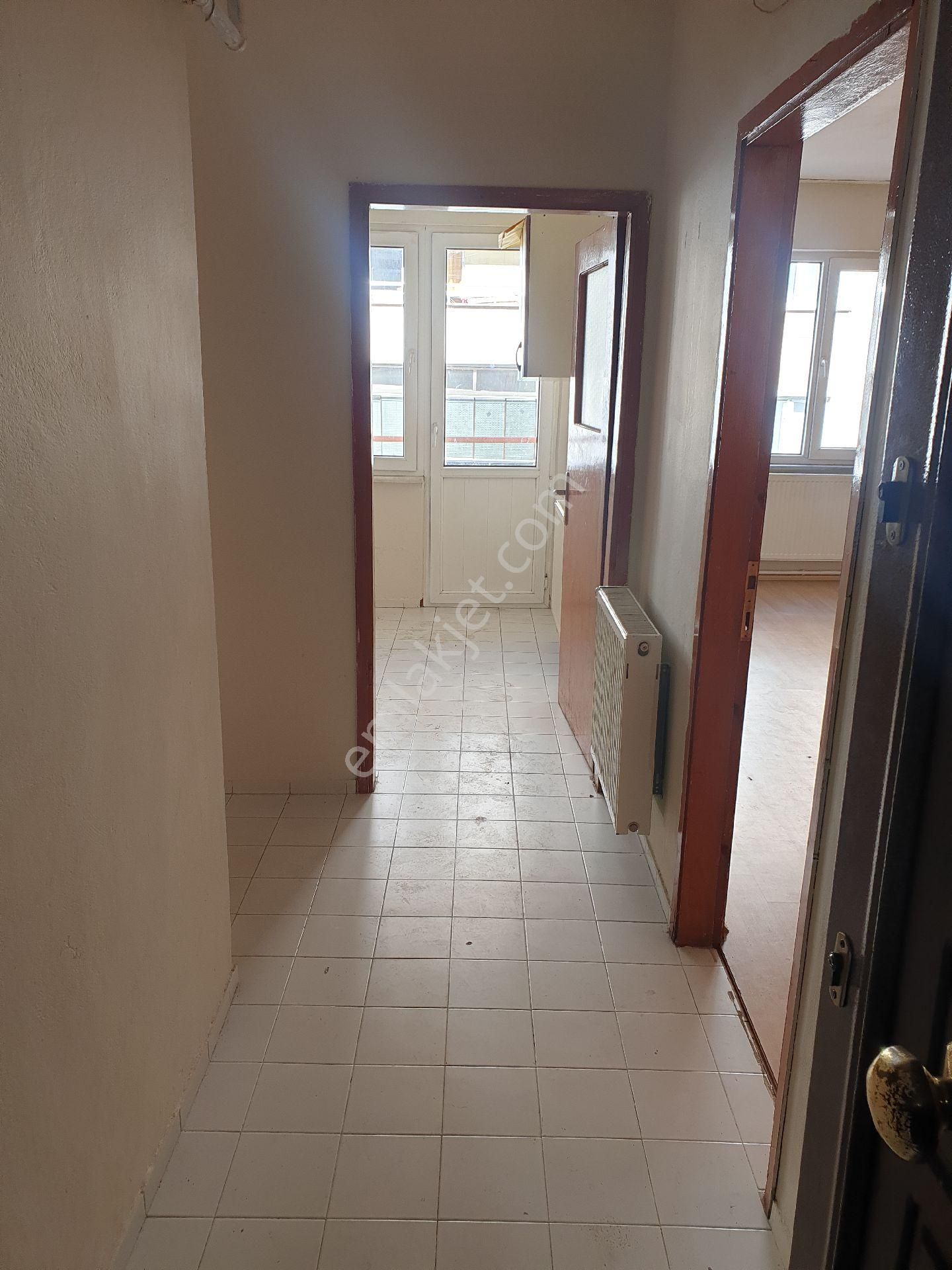 Tekirdağ Çorlu Zafer Mahallesinde Beledıye Konutlarında 130m2 Kiralık 3+1 Daire