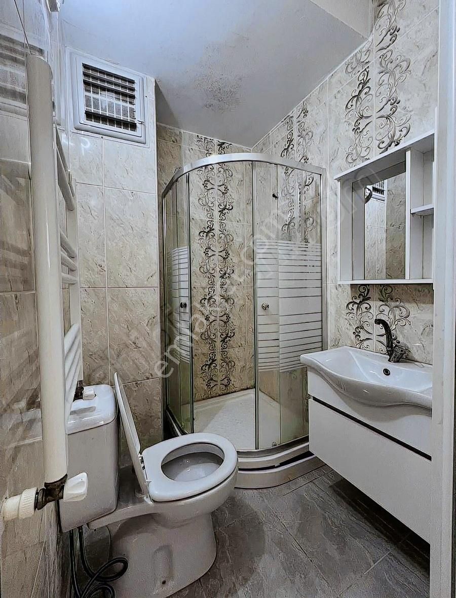 Orhangazi Mahallesi Satılık Daire 2+1 85 M2 Bahçe Katı