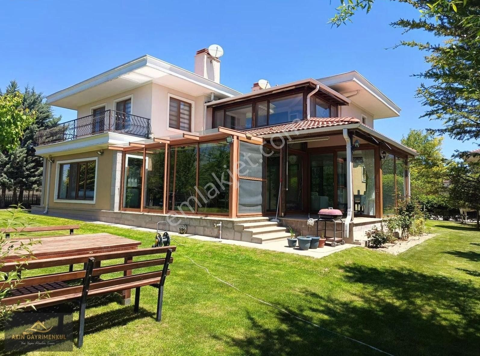 Gölbaşı Ballıkpınar Satılık Villa Ballıkpınarda Site İçinde 5+1 Muhteşem Villa