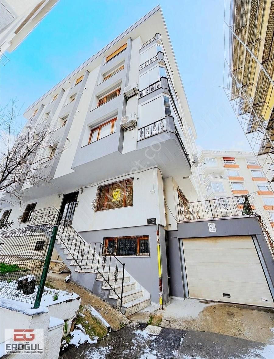 Pendik Batı Marmaraya Yakın Kiralık Daire Eroğul Gayrimenkul'den Batı Mah. N.tevfik Sok. 4+1+ (2 Teraslı )