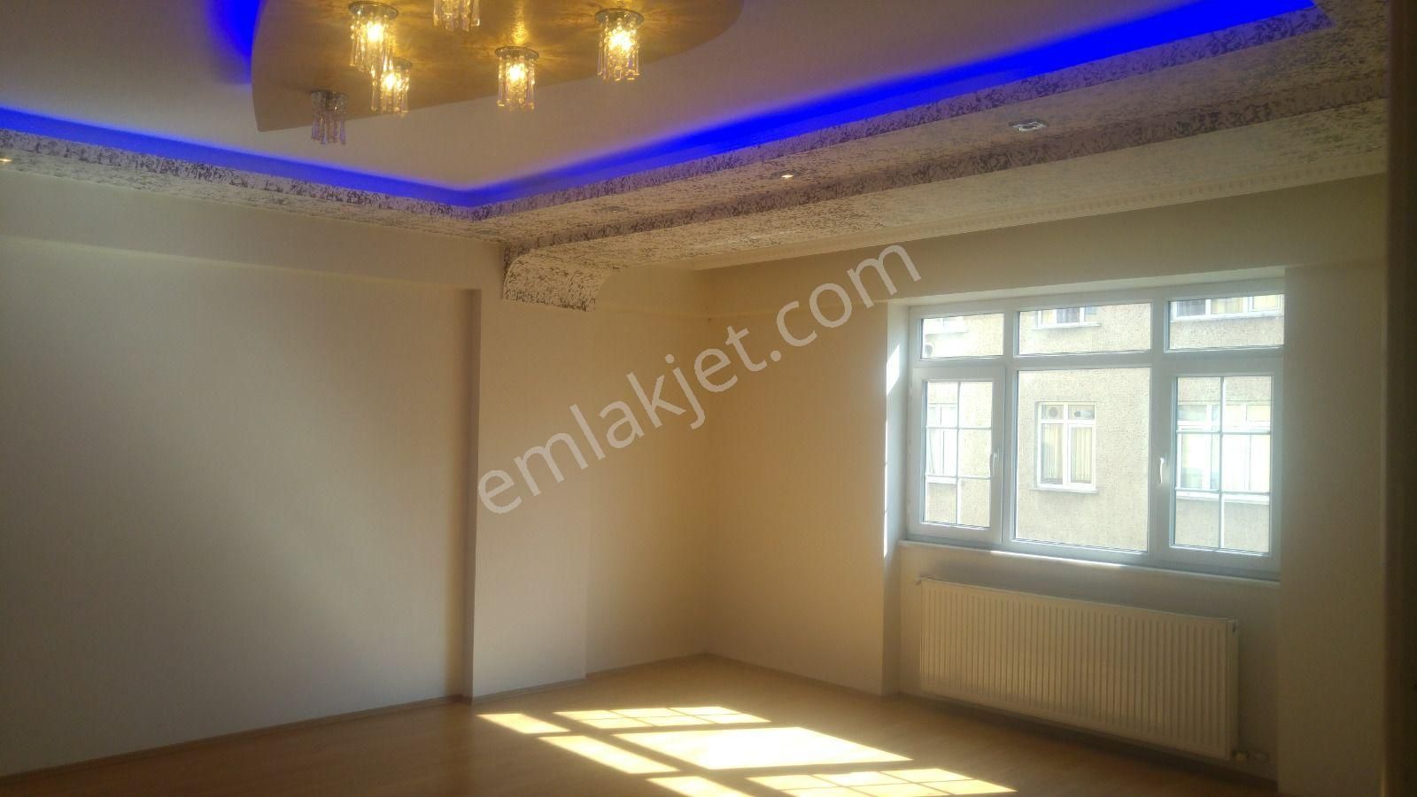 Sultangazi Cebeci Kiralık Daire Kiralık Daire Sultangazi 1.cebeci 3+1 Tramwaya Yürüme Mesafesinde