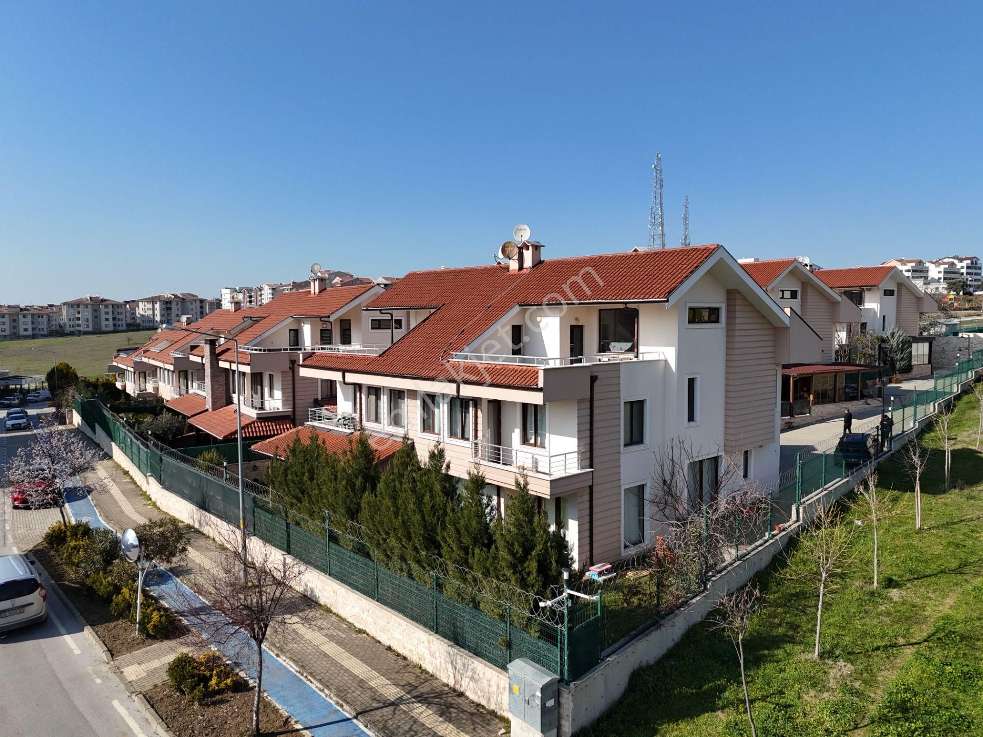 Nilüfer Kurtuluş Satılık Villa Nilüfer Kurtuluşta Armutluk Konakları Satılık 6+1 Villa