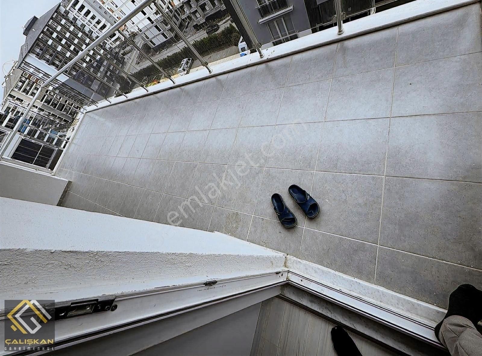 Site İçersinde/arakat/otopark/oyun Alanı/190m/3 Balkon - Görsel 4