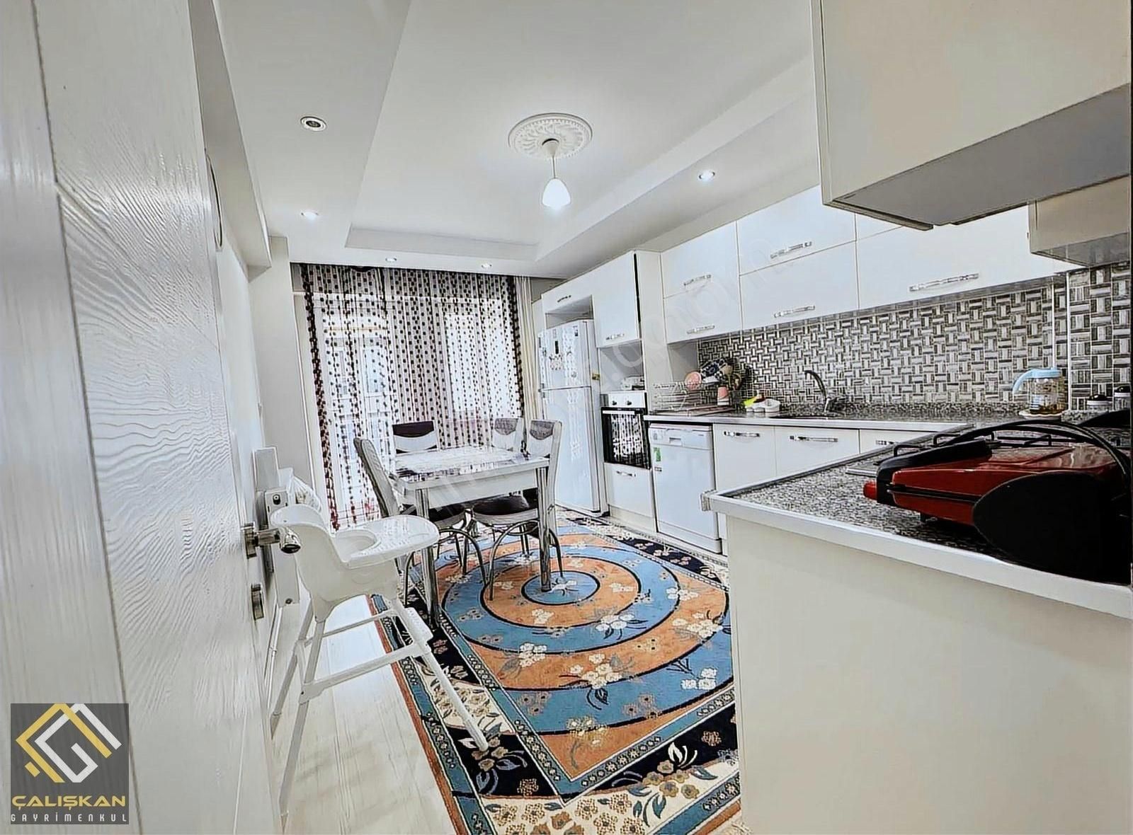 Site İçersinde/arakat/otopark/oyun Alanı/190m/3 Balkon - Görsel 8