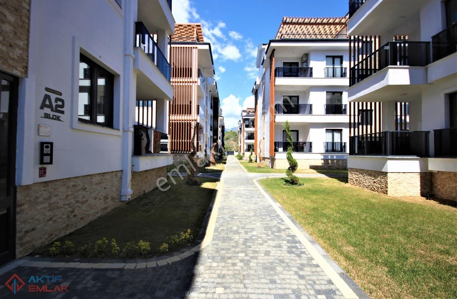 Aktiften Akçayda Yepyeni Bir Projede Yüzme Havuzlu Lüx 2+1dublex