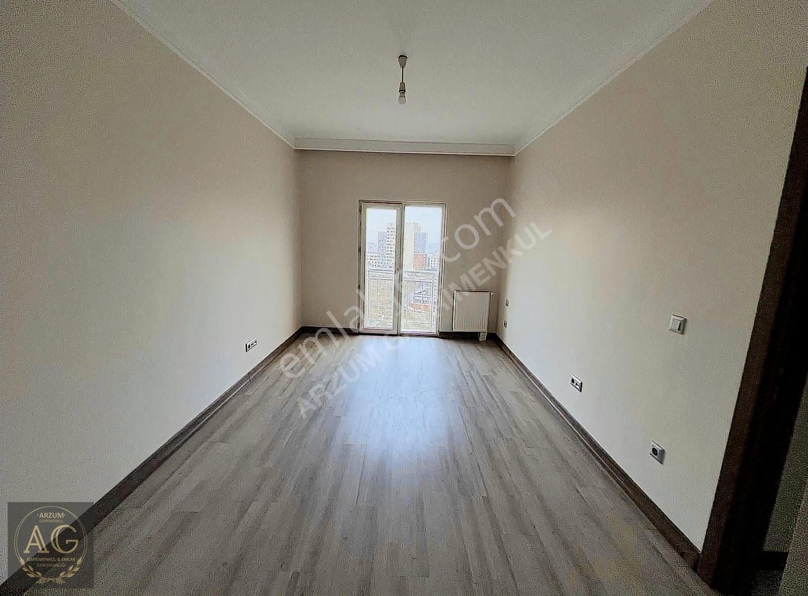 Başakşehir Bahçeşehir 2. Kısım Satılık Daire Bahçekent Emlak Konut 140m2 Satılık 3+1 Boş Daire 5.950.000 Tl