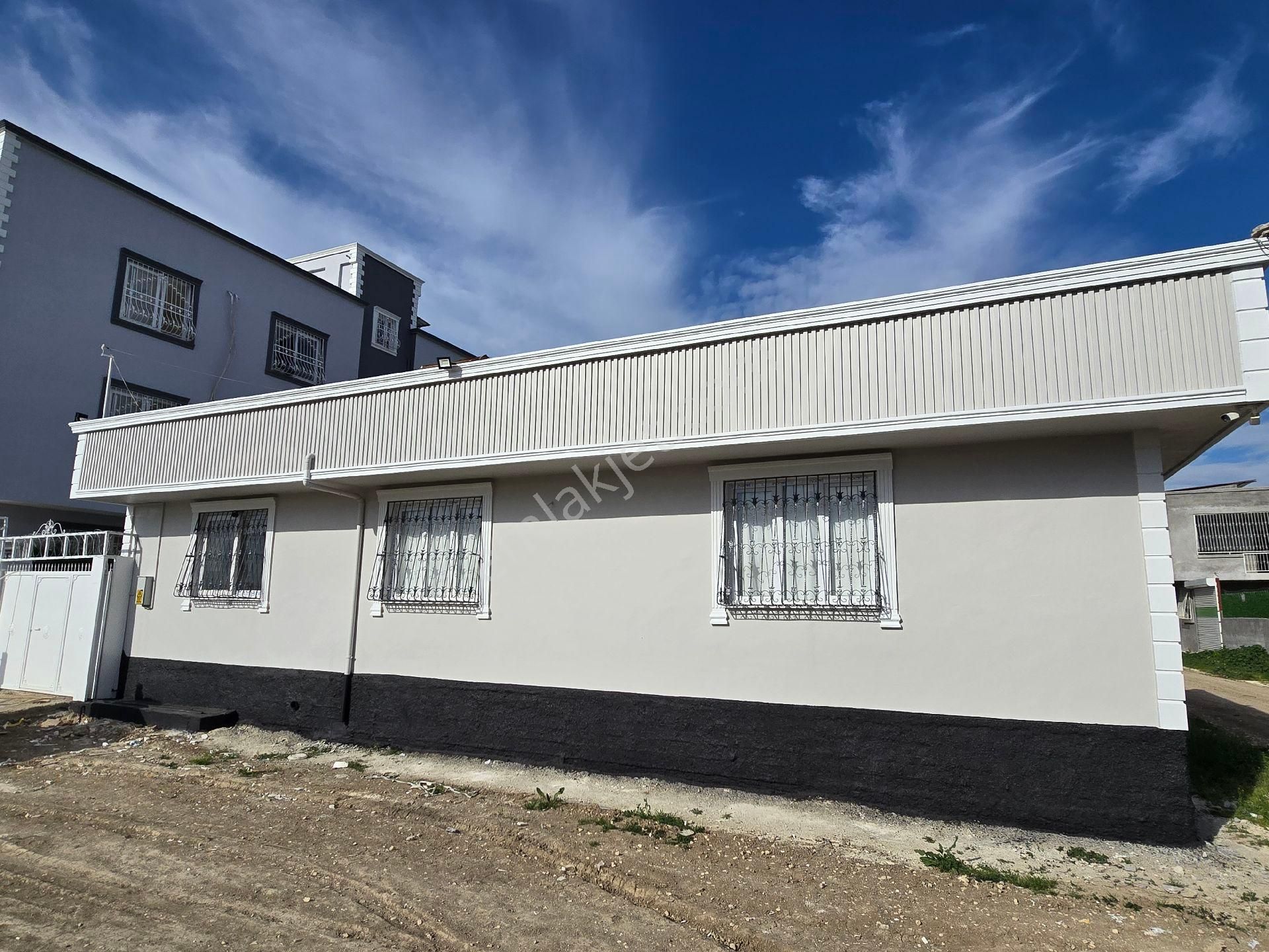 Adana Seyhan Mıdık Mahallesi'nde Sakin Ferah Yeni Lüks Yapı Ev - Görsel 22