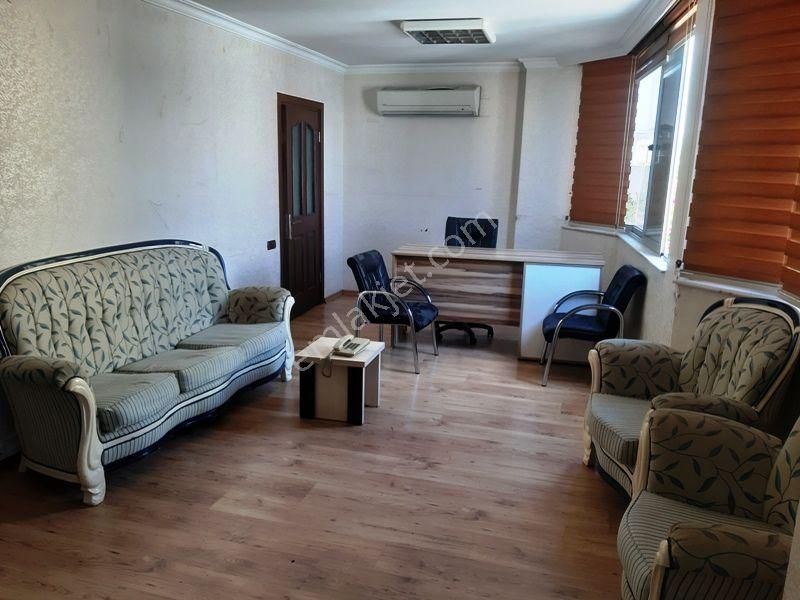 Ardadan Mersin Akdeniz Camişerifde 4 Odalı Satılık Eşyalı Ofis - Görsel 5