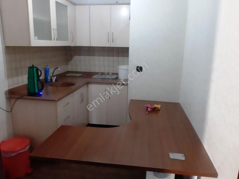 Ardadan Mersin Akdeniz Camişerifde 4 Odalı Satılık Eşyalı Ofis - Görsel 11