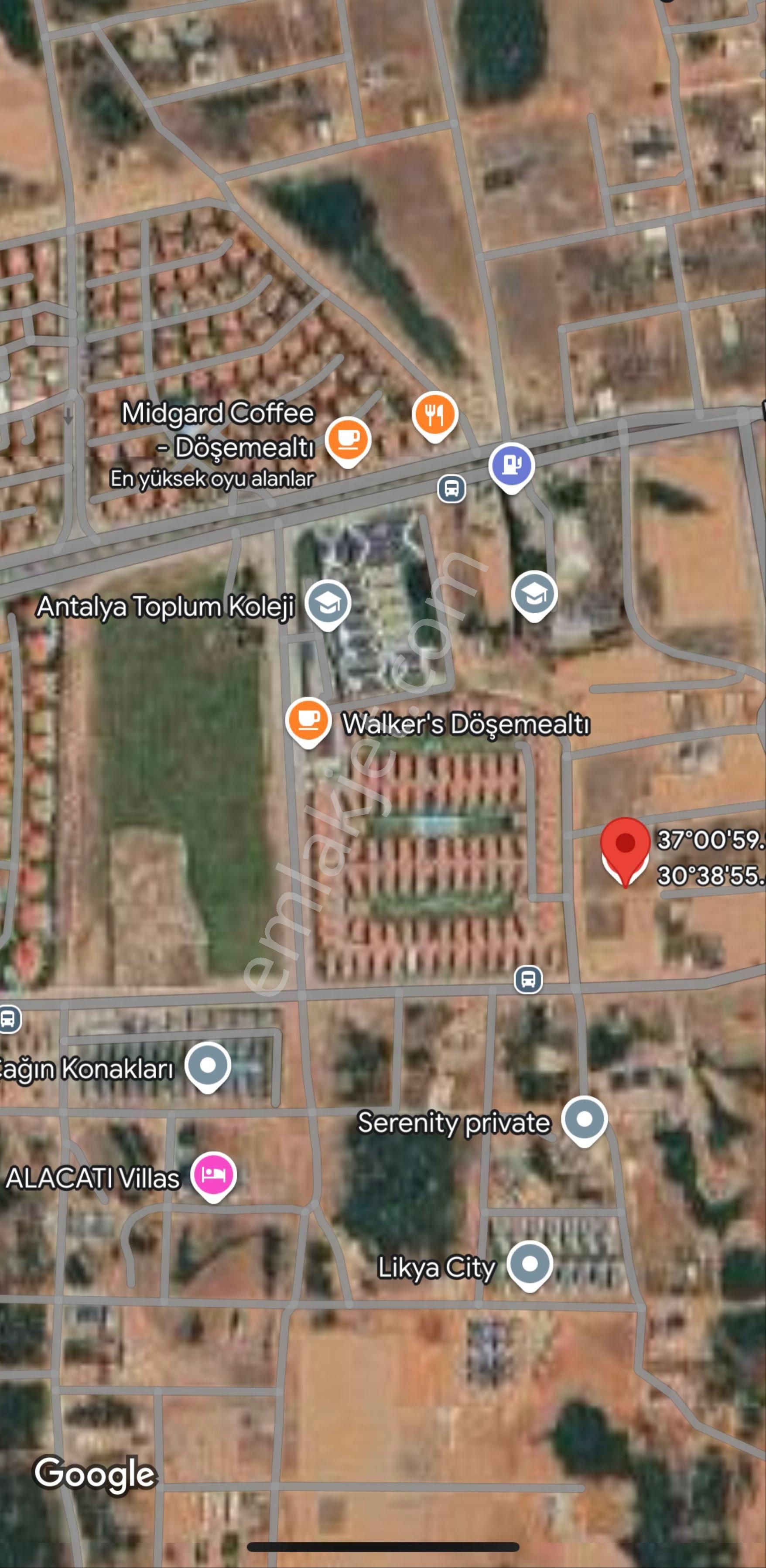 Altınkale'de Kolej Ve Site Yanında 509 M2 Arsa