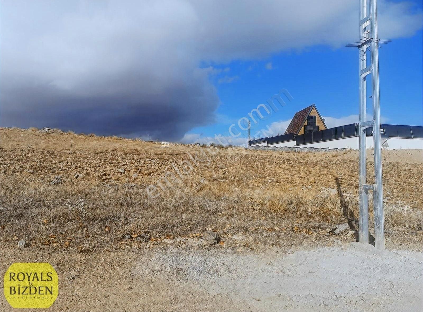 Meram Gödene Satılık Konut İmarlı Meram Gödene Mahallesi Kupon Park Ve Yol Cepheli Villalık Arsa.!